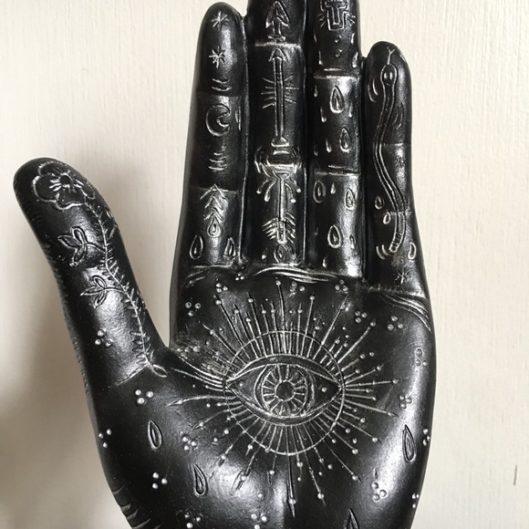 Fortune Telling Hand Decor - Picture 2 of 8